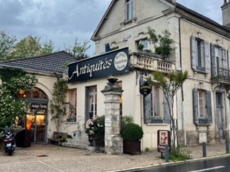 Antiquités sarladaises